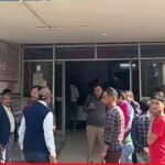 एल्बेंडाजोल खाने से सैकड़ों छात्रों की हालत खराब, ले जाया गया अस्पताल