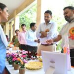 बच्चों एवं स्वयं सहायता समूहों के उत्पादों की सामूहिक मार्केटिंग के लिए जनपद में बाजार विकसित करने की कार्ययोजना तैयार करने के निर्देश
